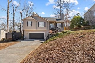 279 Langston Drive NE, Calhoun, GA 30701