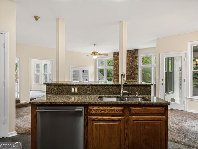 96 Southern Golf Court, Fayetteville, GA 30215