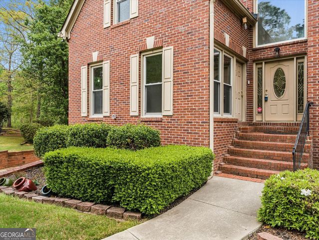 96 Southern Golf Court, Fayetteville, GA 30215