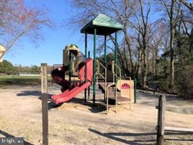 17 CHELMSFORD CT, Marlton, NJ 08053