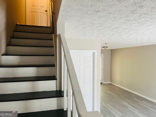 605 Wilburn Avenue L, Lagrange, GA 30240