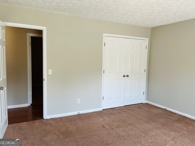 605 Wilburn Avenue L, Lagrange, GA 30240