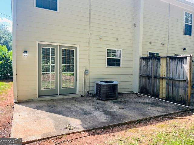 605 Wilburn Avenue L, Lagrange, GA 30240