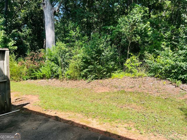 605 Wilburn Avenue L, Lagrange, GA 30240