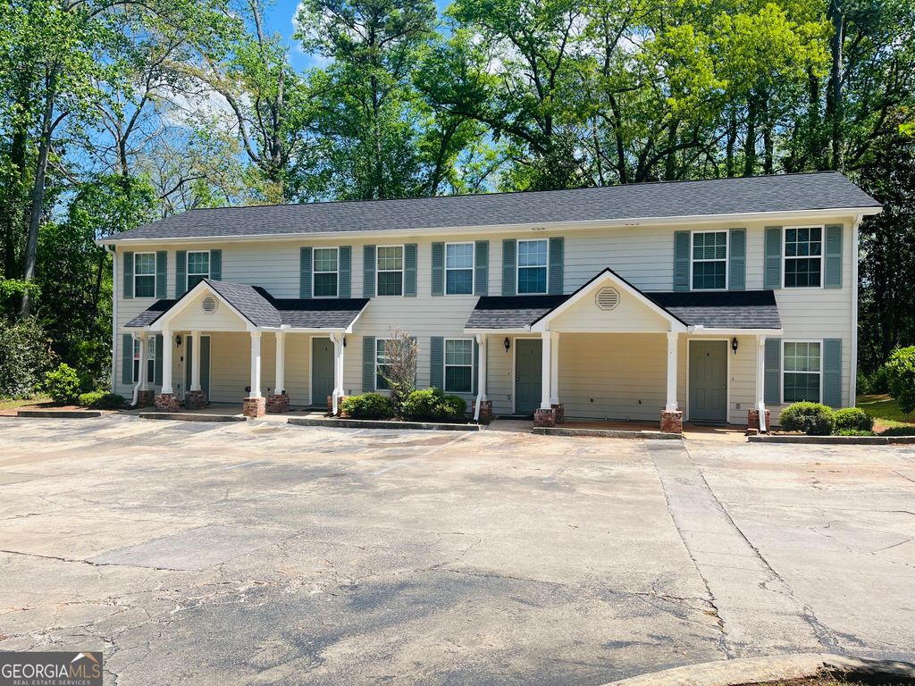 605 Wilburn Avenue L, Lagrange, GA 30240