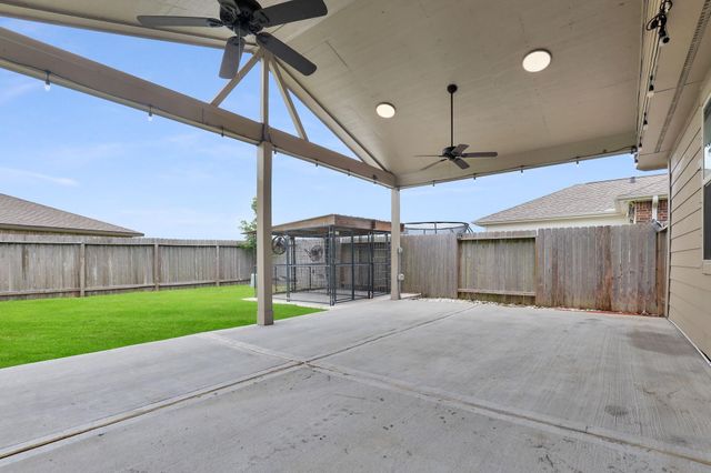 430 Walnut Branch Drive, Baytown, TX 77523