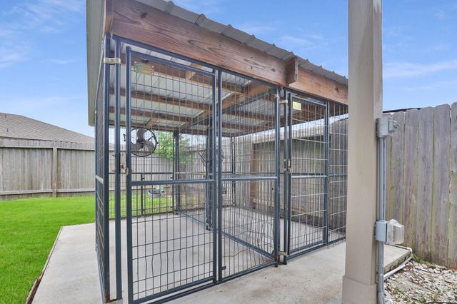 430 Walnut Branch Drive, Baytown, TX 77523