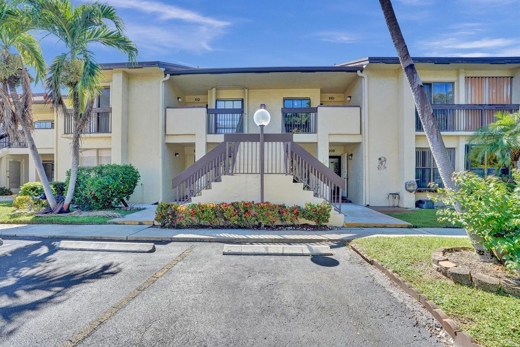 1977 SW 15th Street 109, Deerfield Beach, FL 33442