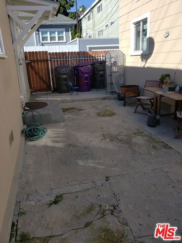 435 W 11th Street, Long Beach, CA 90813