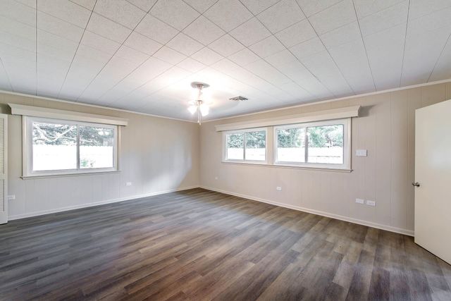 607 Franklin St, Napoleonville, LA 70390