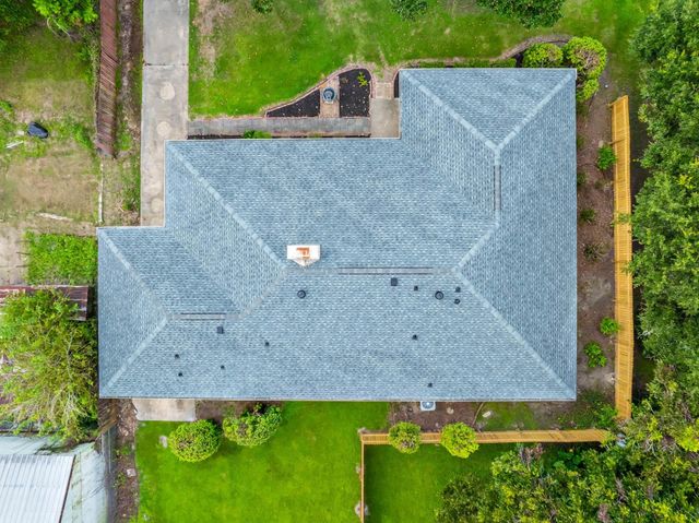 607 Franklin St, Napoleonville, LA 70390