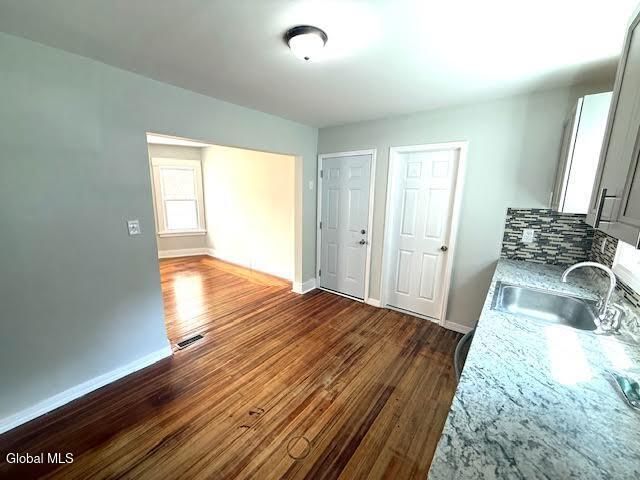 29 Columbia Street, Schenectady, NY 12308