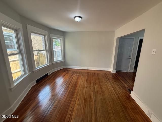 29 Columbia Street, Schenectady, NY 12308