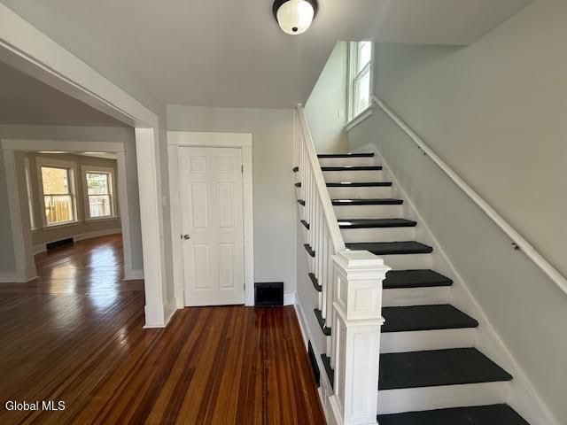 29 Columbia Street, Schenectady, NY 12308