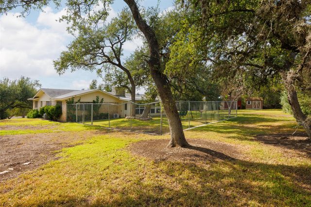 9504 Flintrock CIR, Austin, TX 78737