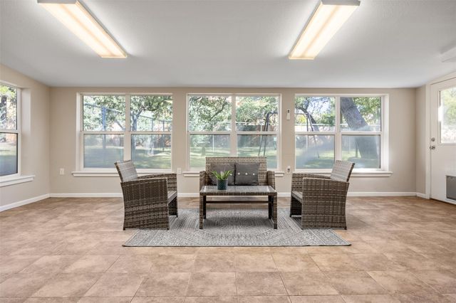 9504 Flintrock CIR, Austin, TX 78737