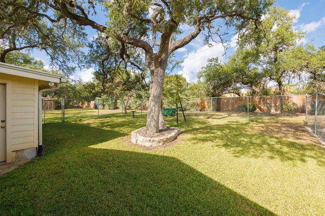 9504 Flintrock CIR, Austin, TX 78737