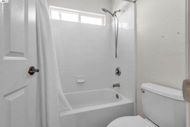 5164 Judsonville Dr, Antioch, CA 94531