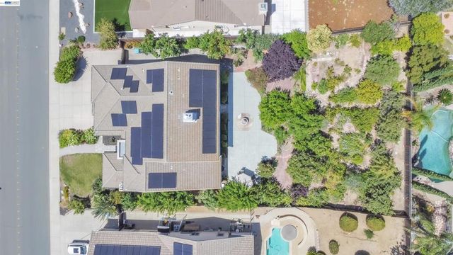 5164 Judsonville Dr, Antioch, CA 94531