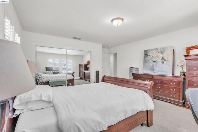 5164 Judsonville Dr, Antioch, CA 94531