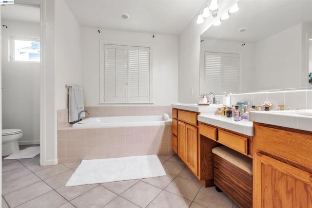 5164 Judsonville Dr, Antioch, CA 94531