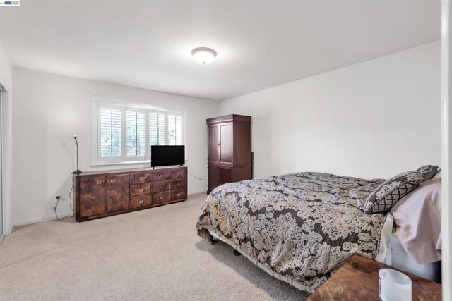 5164 Judsonville Dr, Antioch, CA 94531