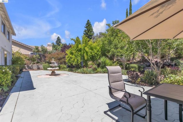5164 Judsonville Dr, Antioch, CA 94531