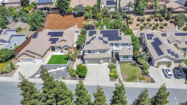 5164 Judsonville Dr, Antioch, CA 94531
