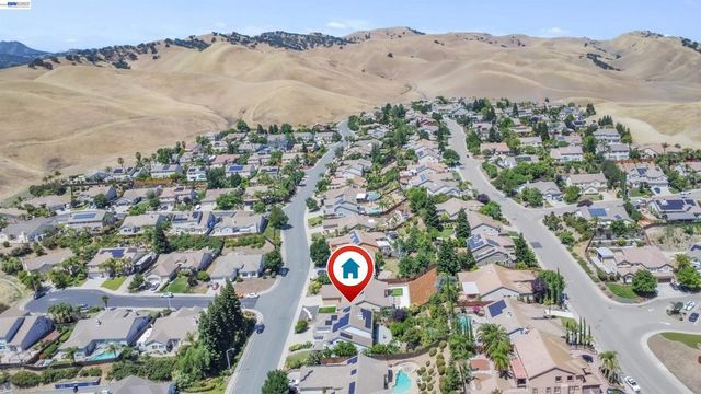 5164 Judsonville Dr, Antioch, CA 94531