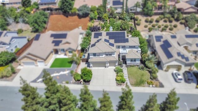 5164 Judsonville Dr, Antioch, CA 94531
