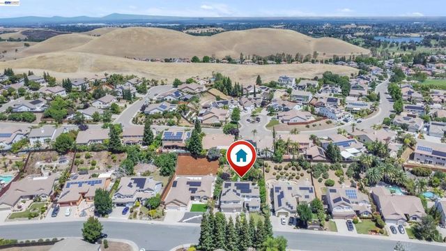 5164 Judsonville Dr, Antioch, CA 94531
