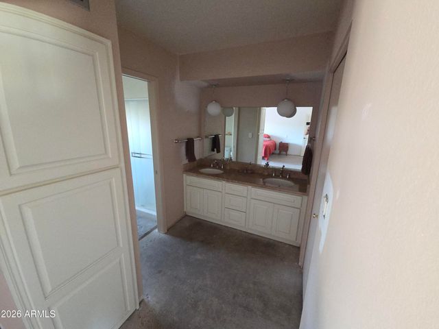 9060 N ARROYA VISTA Drive, Phoenix, AZ 85028