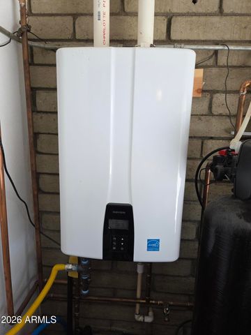 9060 N ARROYA VISTA Drive, Phoenix, AZ 85028