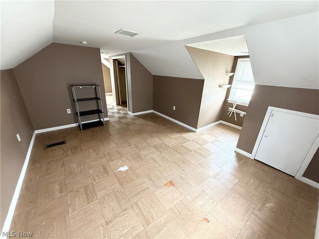 5803 Merkle Avenue, Parma, OH 44129