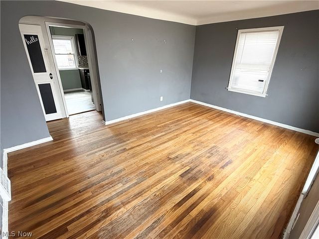 5803 Merkle Avenue, Parma, OH 44129