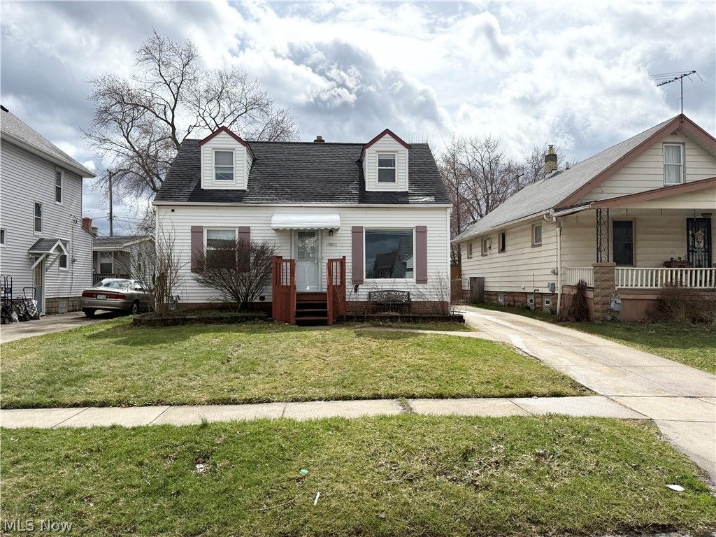 5803 Merkle Avenue, Parma, OH 44129