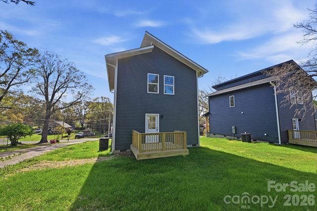 1433 Hilltop Street, Albemarle, NC 28001