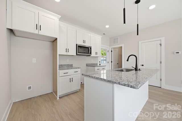 1433 Hilltop Street, Albemarle, NC 28001