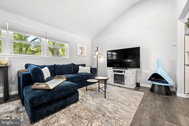 2115 WESTMINSTER DR, Wilmington, DE 19810
