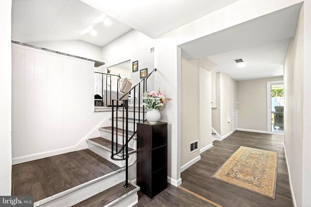 2115 WESTMINSTER DR, Wilmington, DE 19810