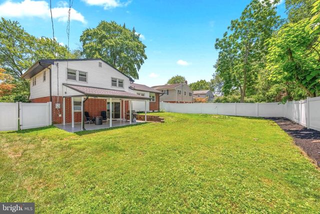 2115 WESTMINSTER DR, Wilmington, DE 19810