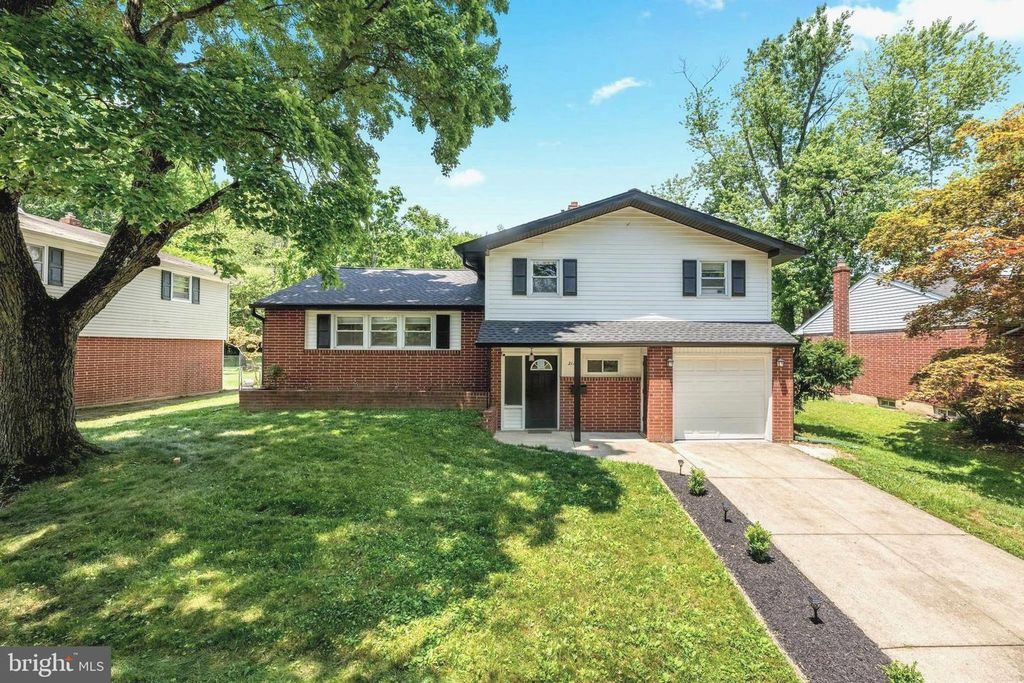 2115 WESTMINSTER DR, Wilmington, DE 19810