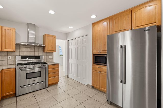 115 Camino De Las Huertas, Placitas, NM 87043