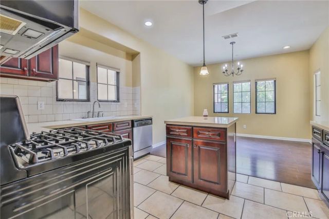 9269 Tobias, Panorama City, CA 91402