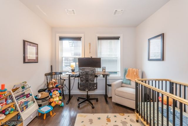 90 Clinton Ave 206, Newark City, NJ 07114