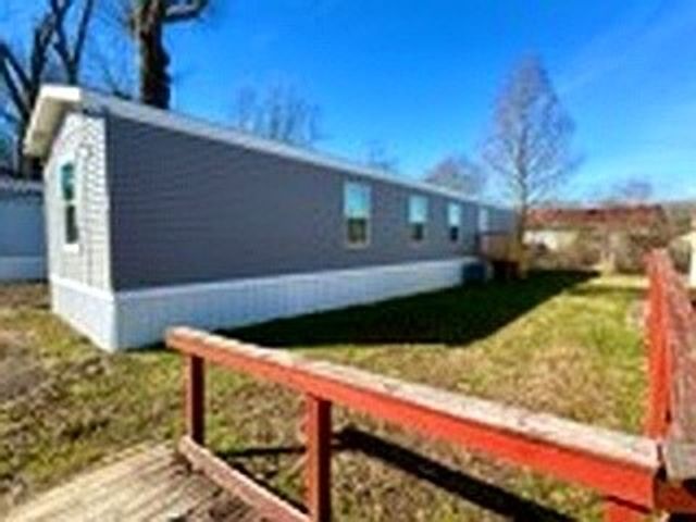 295 Cotham Dr, Huntingdon, TN 38344