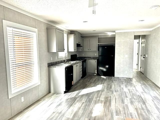 295 Cotham Dr, Huntingdon, TN 38344