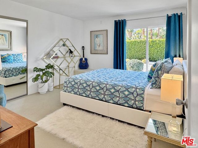 2235 E Paseo Gracia, Palm Springs, CA 92262