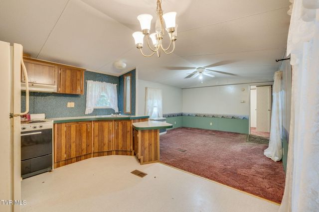 200 Ingram Branch Road, Roan Mountain, TN 37687