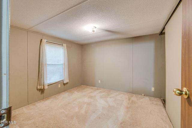 200 Ingram Branch Road, Roan Mountain, TN 37687